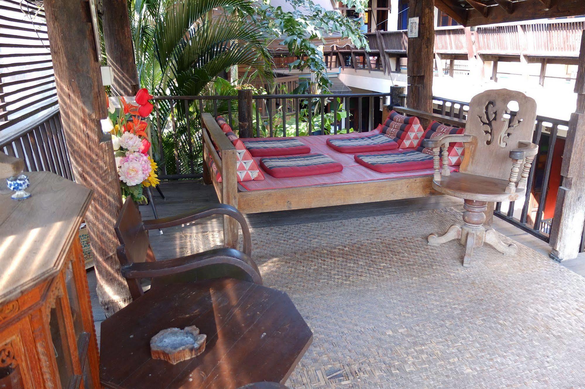 Saithong Guesthouse Csiangmaj Kültér fotó
