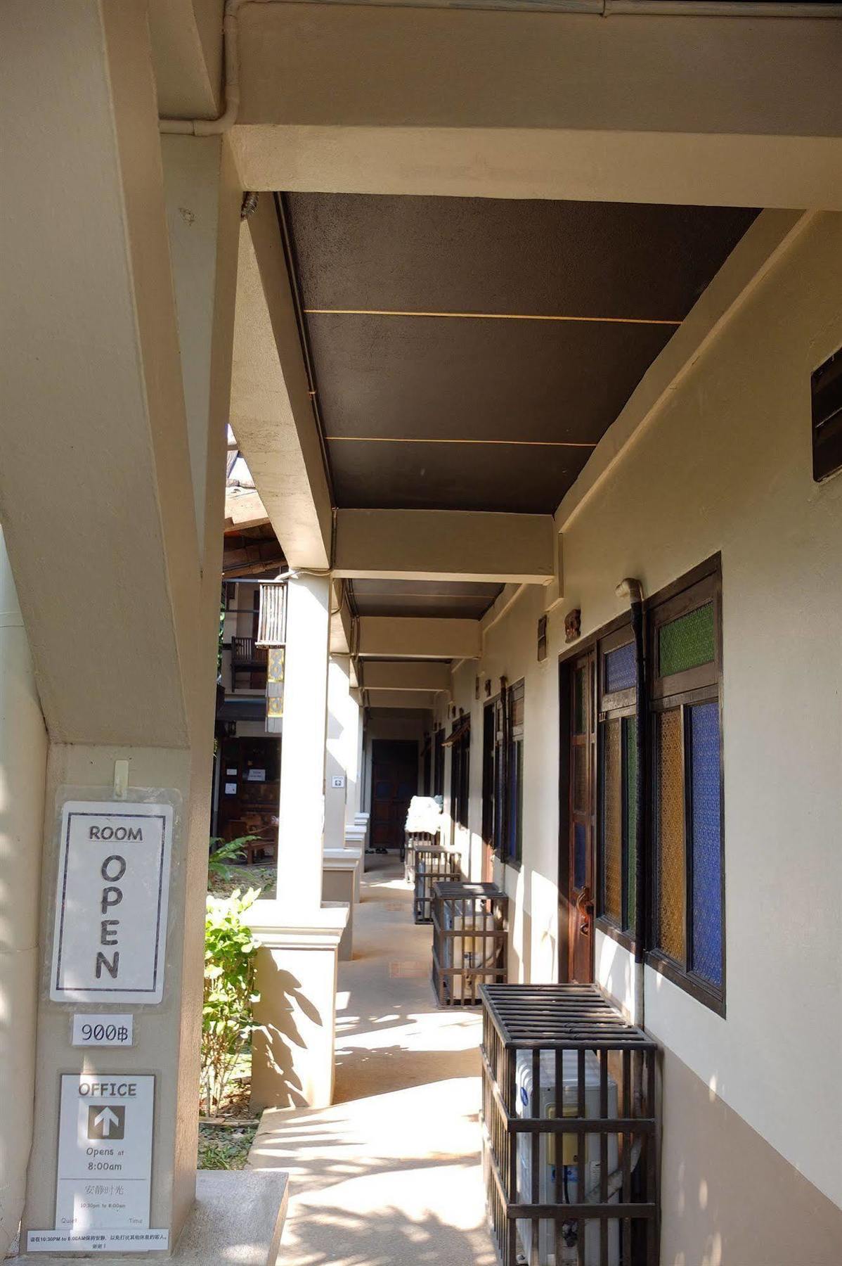 Saithong Guesthouse Csiangmaj Kültér fotó